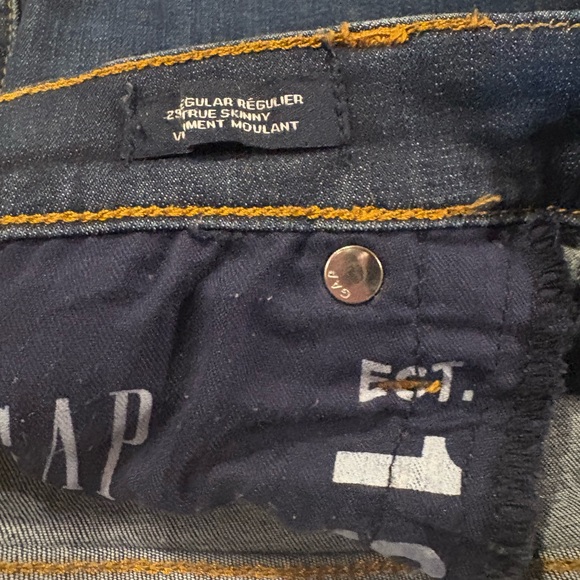 GAP Women's Deep Blue Skinny Jeans - Picture 9 of 9